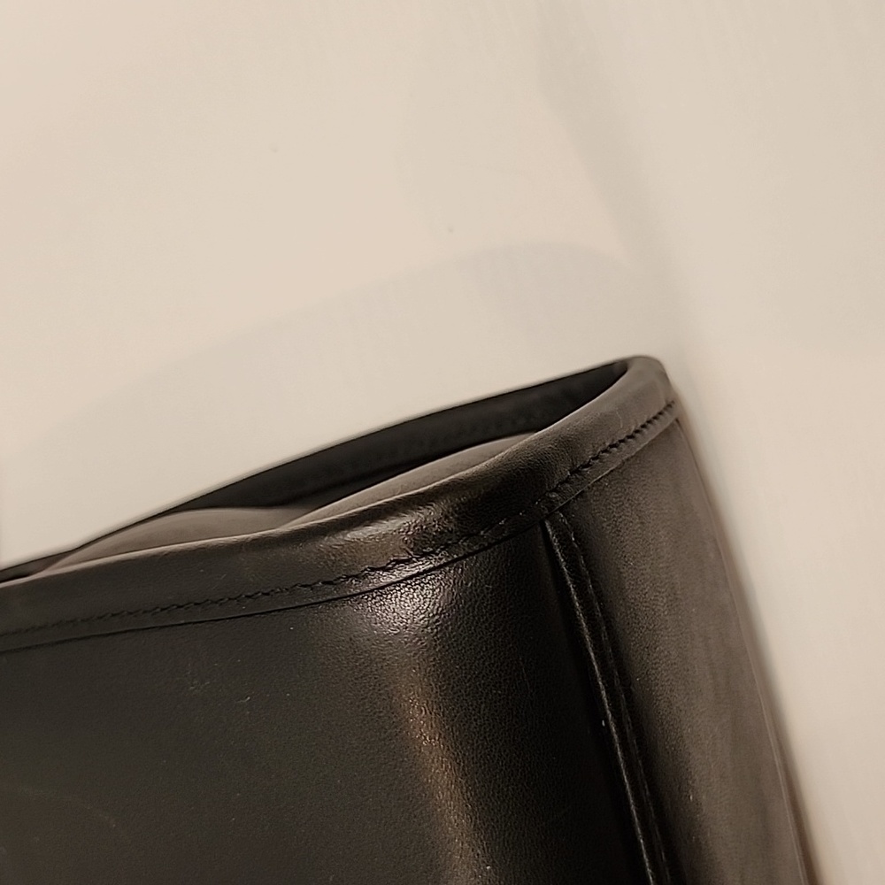 Sold Vintage Coach Regina #9983 - Picture 14 of 17